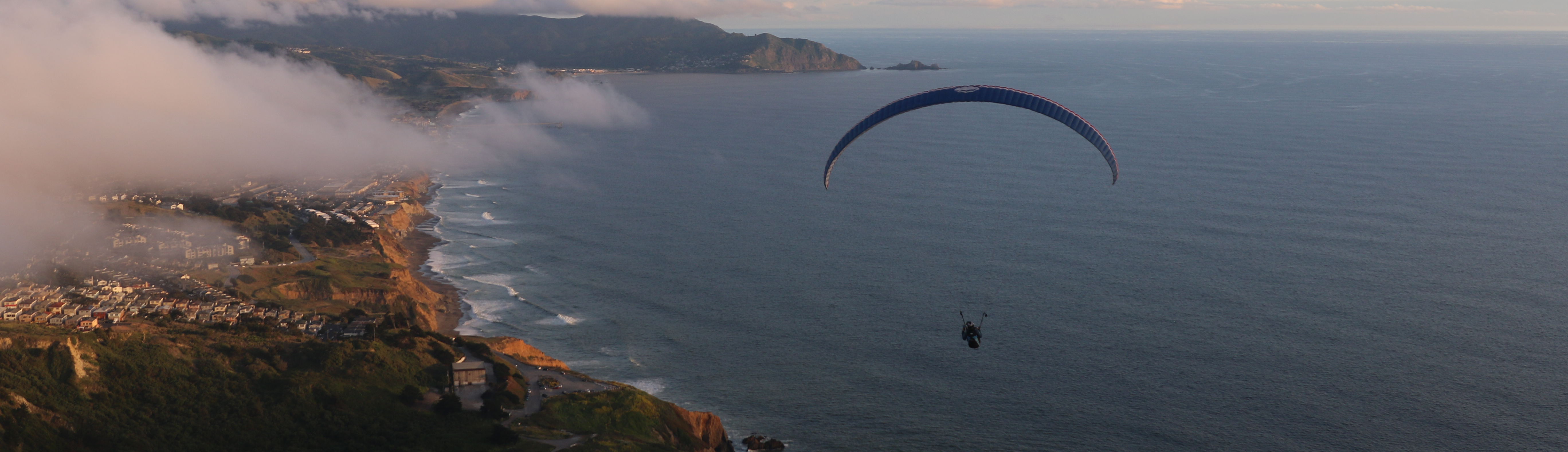 Paragliding Monterey